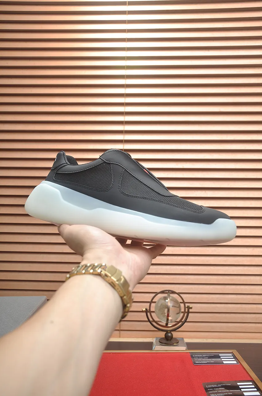 Men's shoes 💰580💶 [PRADA] Top original items, new seasonal styles, high-quality original items, top-grade high-mercerized cowhide combined with original breathable fabric + imported glue, imported stretch fabric inside with original cowhide feet, original thick outsole! Quality guaranteed! Code 38-45 (45 customized)